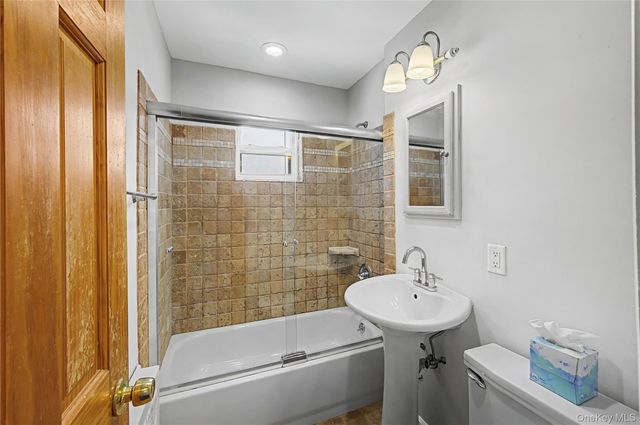 355 Route 111 23, Smithtown, NY 11787