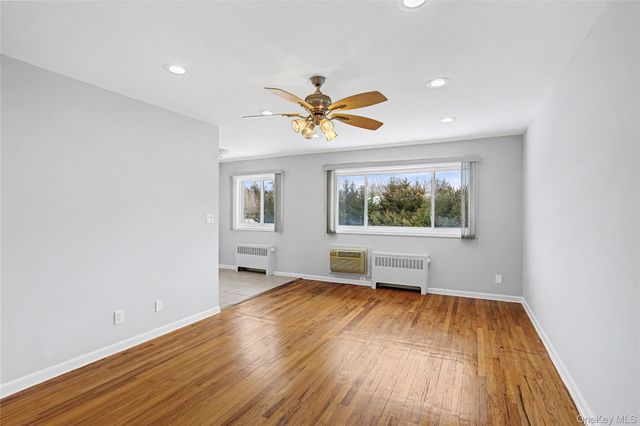 355 Route 111 23, Smithtown, NY 11787