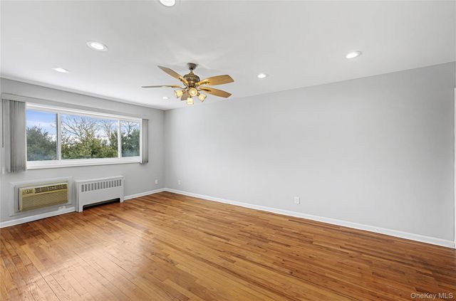 355 Route 111 23, Smithtown, NY 11787