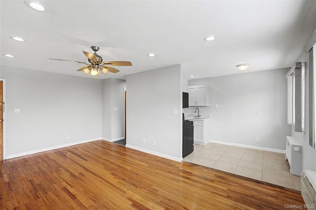 355 Route 111 23, Smithtown, NY 11787