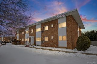 355 Route 111 23, Smithtown, NY 11787