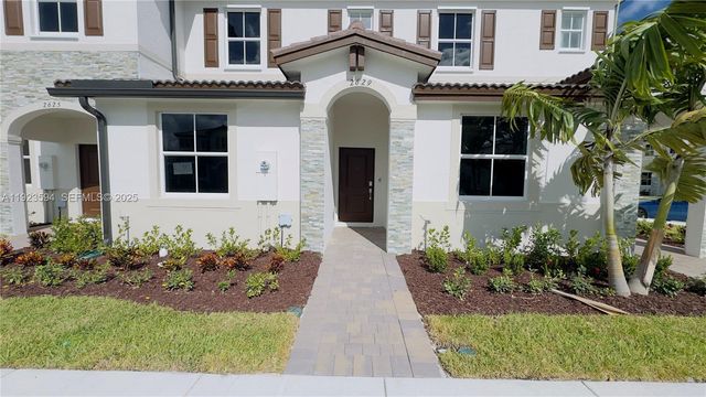 2629 SE 27th Dr, Homestead, FL 33035