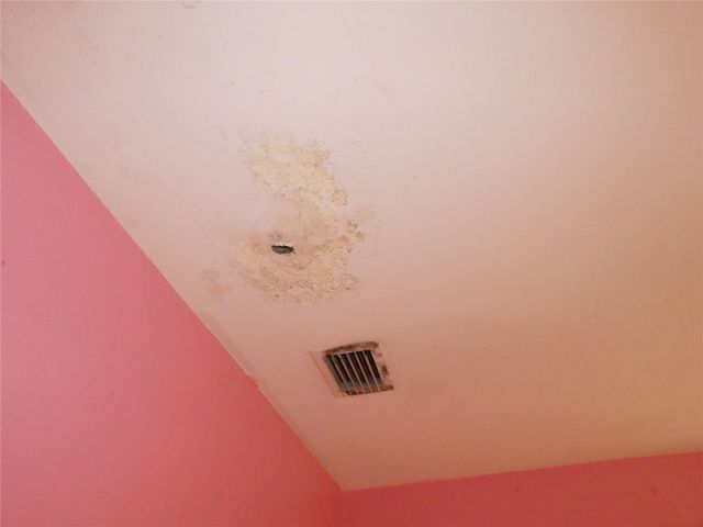 82 Tortuga Road, Palm Springs, FL 33461