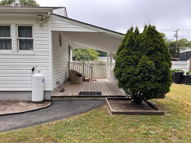 152 Grand Avenue, Shirley, NY 11967