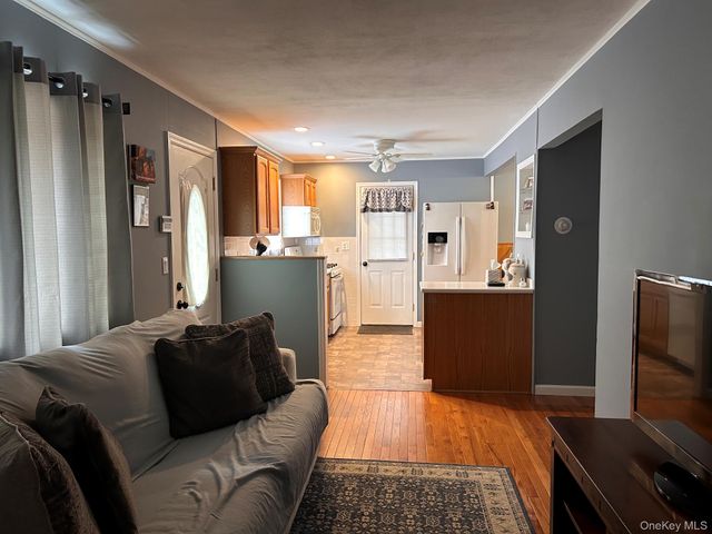 152 Grand Avenue, Shirley, NY 11967