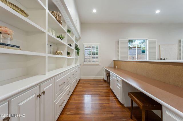2010 N Forty Niner Drive, Tucson, AZ 85749