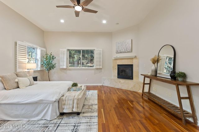 2010 N Forty Niner Drive, Tucson, AZ 85749