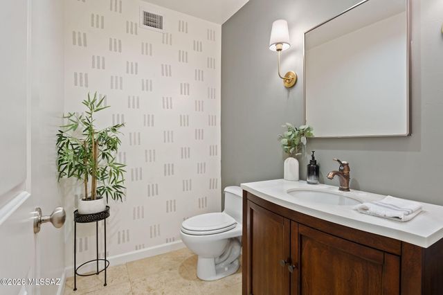 2010 N Forty Niner Drive, Tucson, AZ 85749