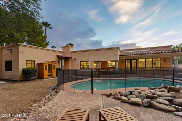 2010 N Forty Niner Drive, Tucson, AZ 85749