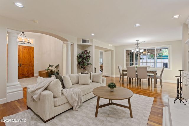 2010 N Forty Niner Drive, Tucson, AZ 85749