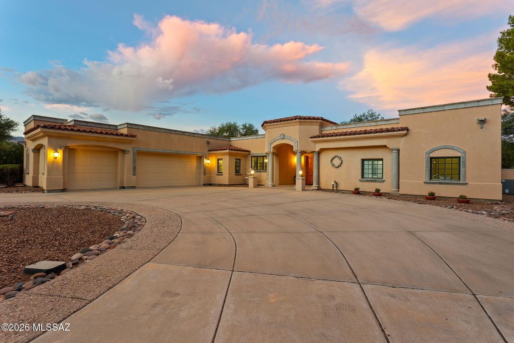 2010 N Forty Niner Drive, Tucson, AZ 85749
