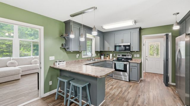 261 Hillcrest Rd, Manchester, TN 37355
