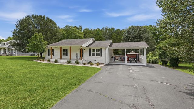 261 Hillcrest Rd, Manchester, TN 37355