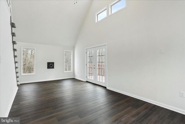 523 ATWOOD DR, Gerrardstown, WV 25420