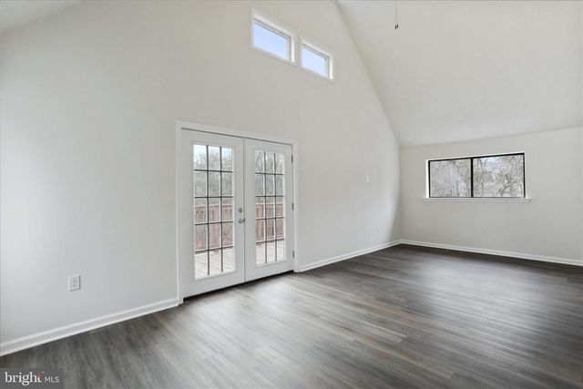 523 ATWOOD DR, Gerrardstown, WV 25420