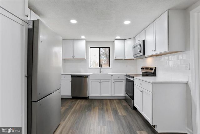 523 ATWOOD DR, Gerrardstown, WV 25420