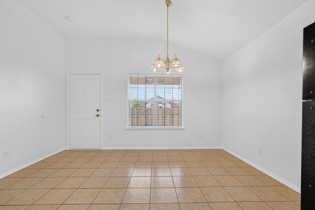 6810 83rd Street, Lubbock, TX 79424