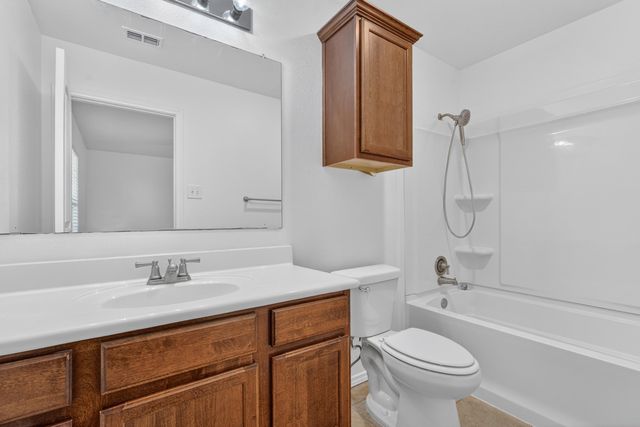 6810 83rd Street, Lubbock, TX 79424
