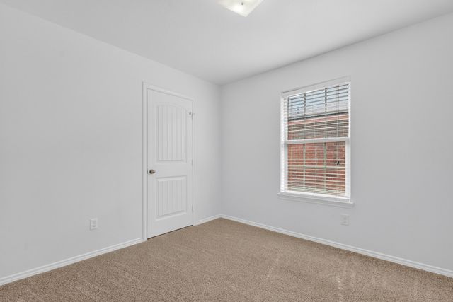 6810 83rd Street, Lubbock, TX 79424