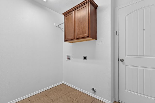 6810 83rd Street, Lubbock, TX 79424