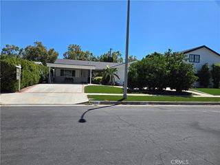 24224 Welby Way, West Hills, CA 91307