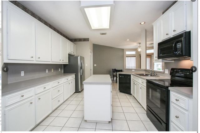 171 April Cove, Conroe, TX 77356