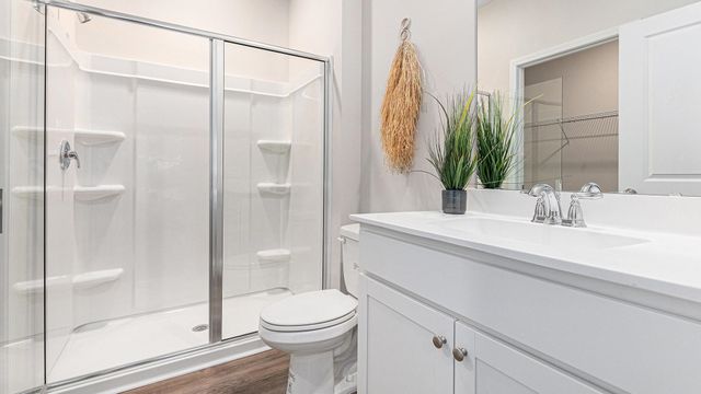 98 Ashworth Dr., Tabor City, NC 28463