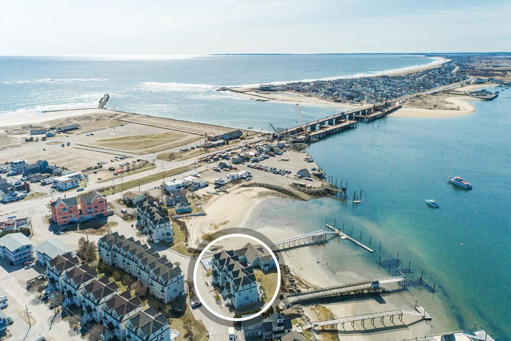 Image 1 of property listing at 24 Harbor Rd Unit 3, Hampton, NH 03842