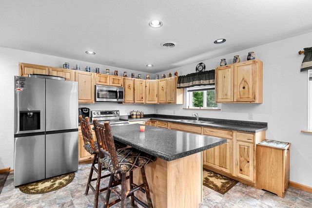 W10559 FOX LANE, Crivitz, WI 54114