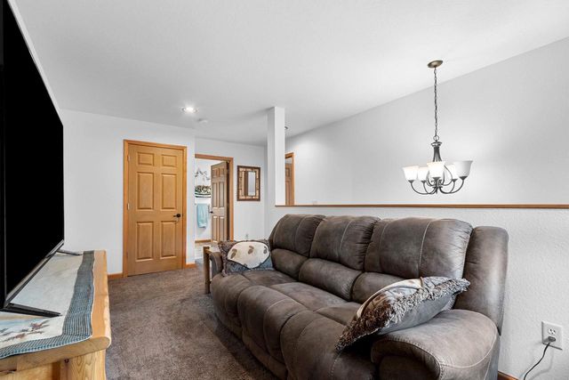 W10559 FOX LANE, Crivitz, WI 54114