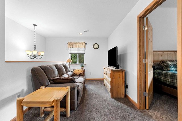 W10559 FOX LANE, Crivitz, WI 54114