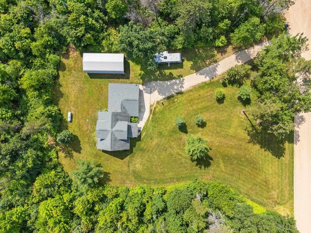 W10559 FOX LANE, Crivitz, WI 54114