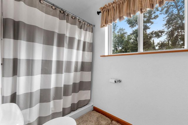 W10559 FOX LANE, Crivitz, WI 54114