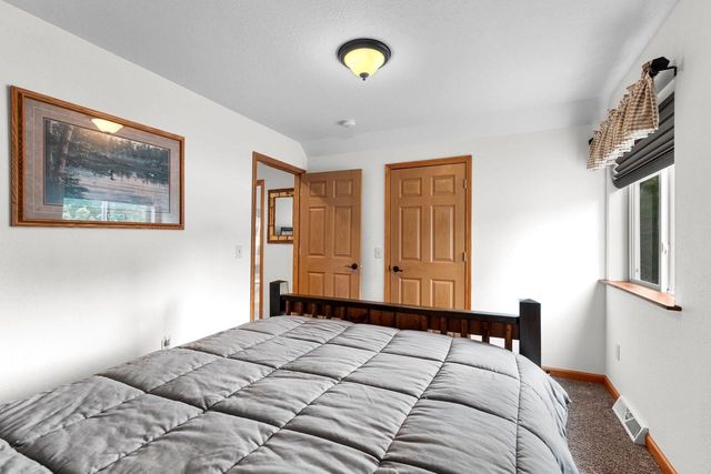 W10559 FOX LANE, Crivitz, WI 54114