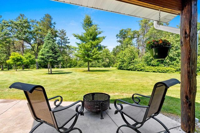 W10559 FOX LANE, Crivitz, WI 54114