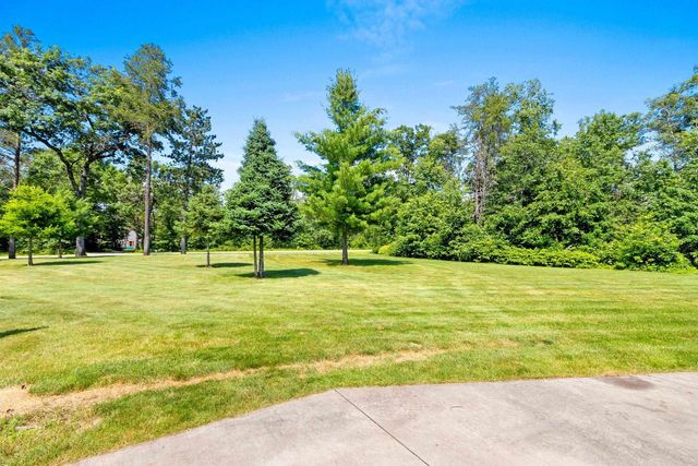 W10559 FOX LANE, Crivitz, WI 54114