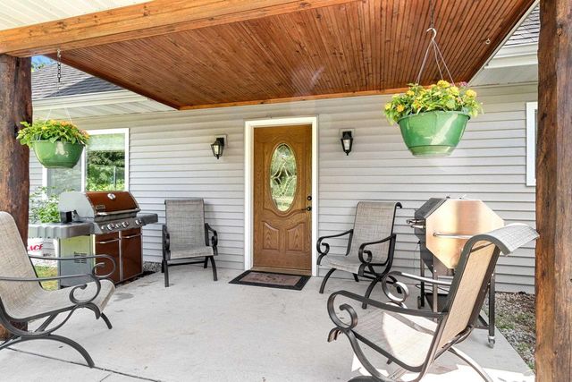 W10559 FOX LANE, Crivitz, WI 54114