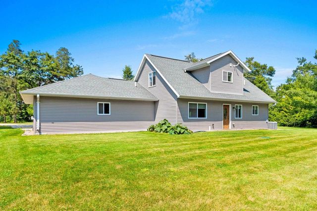W10559 FOX LANE, Crivitz, WI 54114