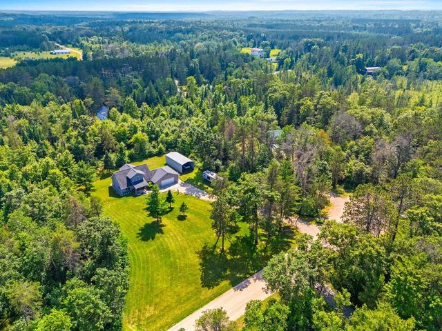 W10559 FOX LANE, Crivitz, WI 54114