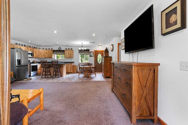 W10559 FOX LANE, Crivitz, WI 54114