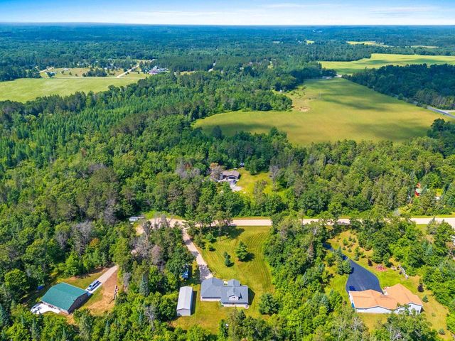 W10559 FOX LANE, Crivitz, WI 54114