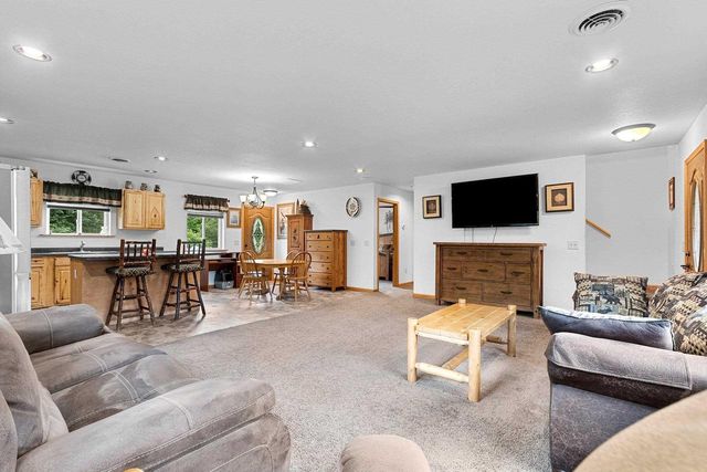 W10559 FOX LANE, Crivitz, WI 54114