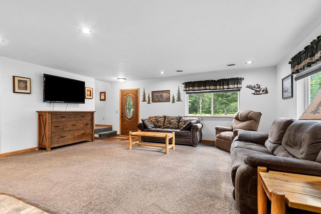 W10559 FOX LANE, Crivitz, WI 54114