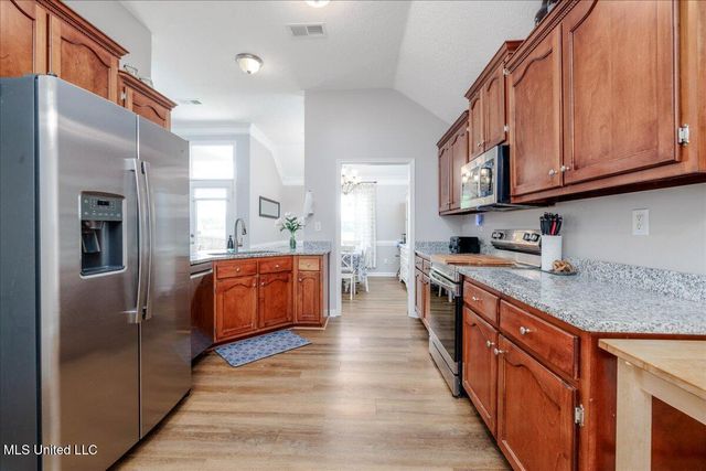 6269 Saddletrail Drive, Olive Branch, MS 38654