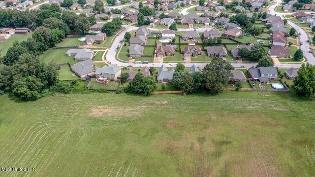 6269 Saddletrail Drive, Olive Branch, MS 38654