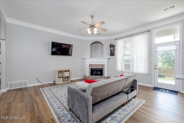 6269 Saddletrail Drive, Olive Branch, MS 38654