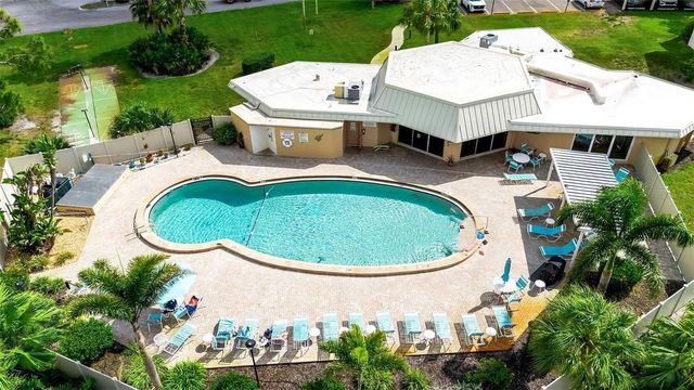 4210 IRONWOOD CIRCLE 403J, Bradenton, FL 34209