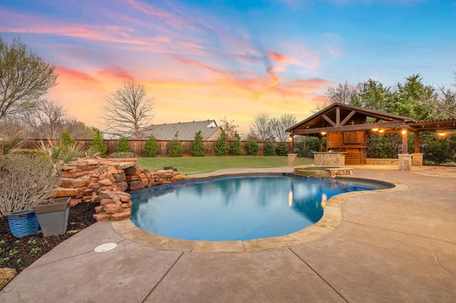 5803 Chalford Common, Colleyville, TX 76034