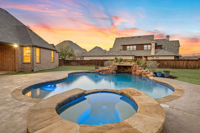 5803 Chalford Common, Colleyville, TX 76034