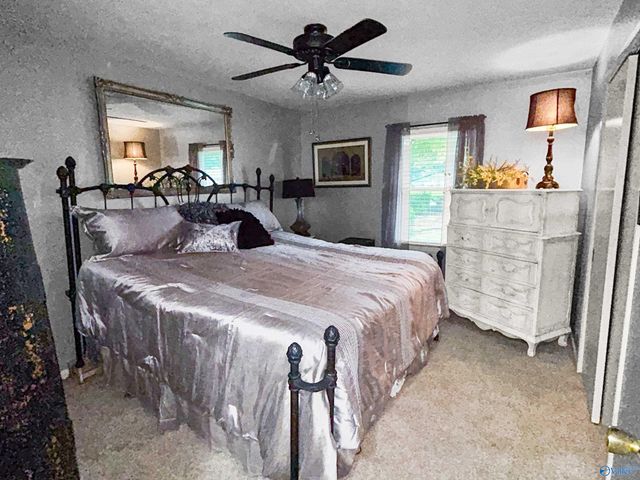 2209 College Street, Decatur, AL 35601